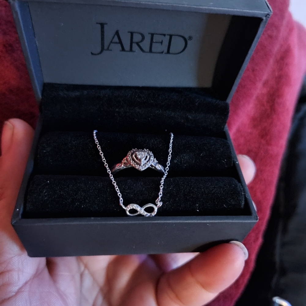 Jared's promise ring and necklace sterling silver diamonds are real